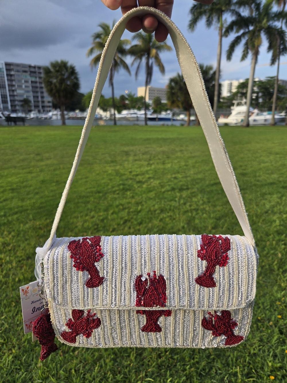 🦞Viral Beaded Lobster Purse- White & Cream Striped Summer Shoulder Bag
